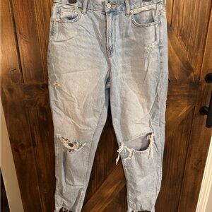 American Eagle Outfitters Light Blue Ripped Boyfriend Jeans